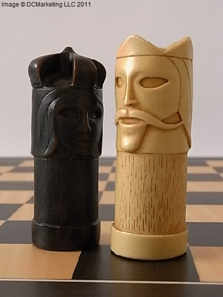 Masked Plain Theme Chess Set
